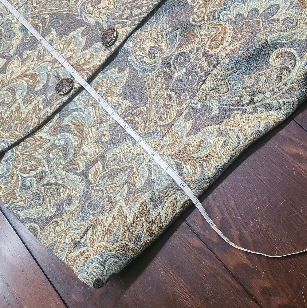 Focus 2000 Button Down - Picture 6 of 14